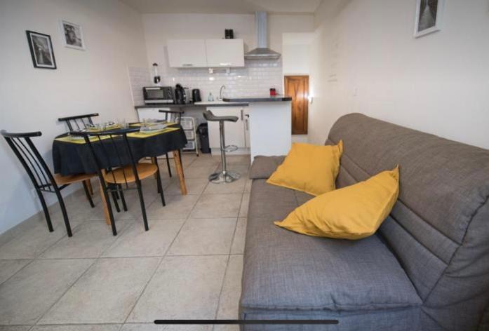 Le Bon'Appart Proche Insead Fontainebleau Exterior foto